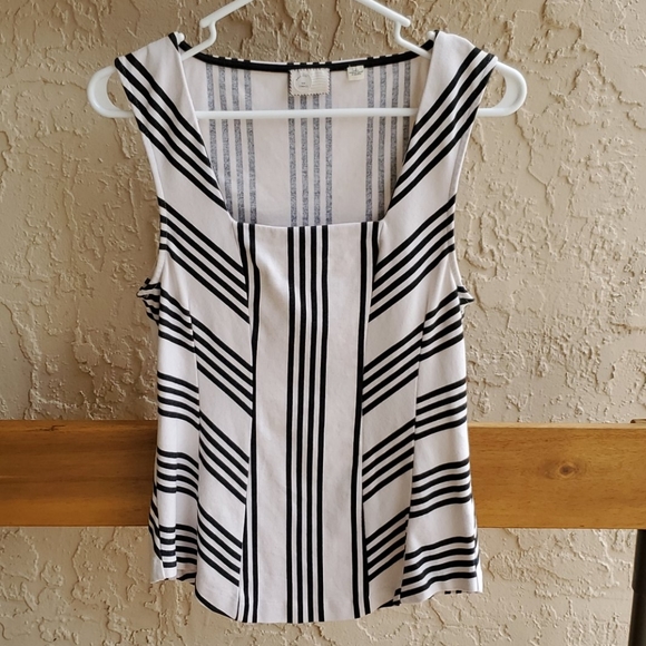 Anthropologie Tops - Ladies Anthropologie Post Mark top
